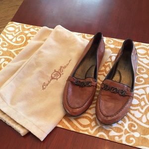 Born Crown Size 8 Shoes NWOT